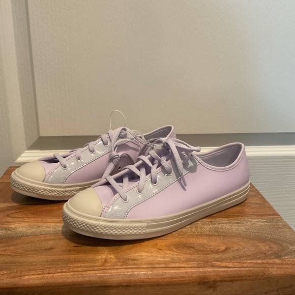 NEW Without Box Converse Chuck Taylor All Star Dainty Ox Vapor Purple Womens Siz - Picture 3 of 7